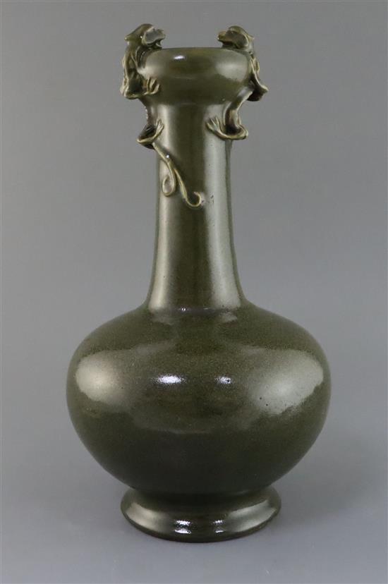 A large Chinese tea dust glazed vase, late 19th/early 20th century, H. 42.5cm